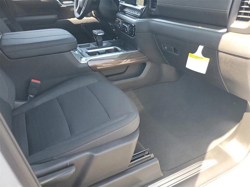 new 2025 Chevrolet Silverado 1500 car, priced at $52,145