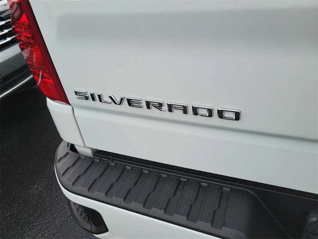 new 2026 Chevrolet Silverado 1500 car, priced at $42,615
