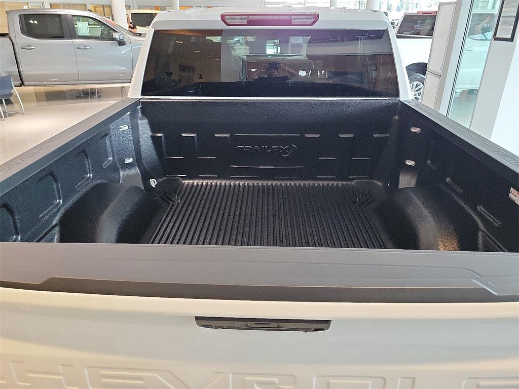 used 2025 Chevrolet Silverado 1500 car, priced at $42,917