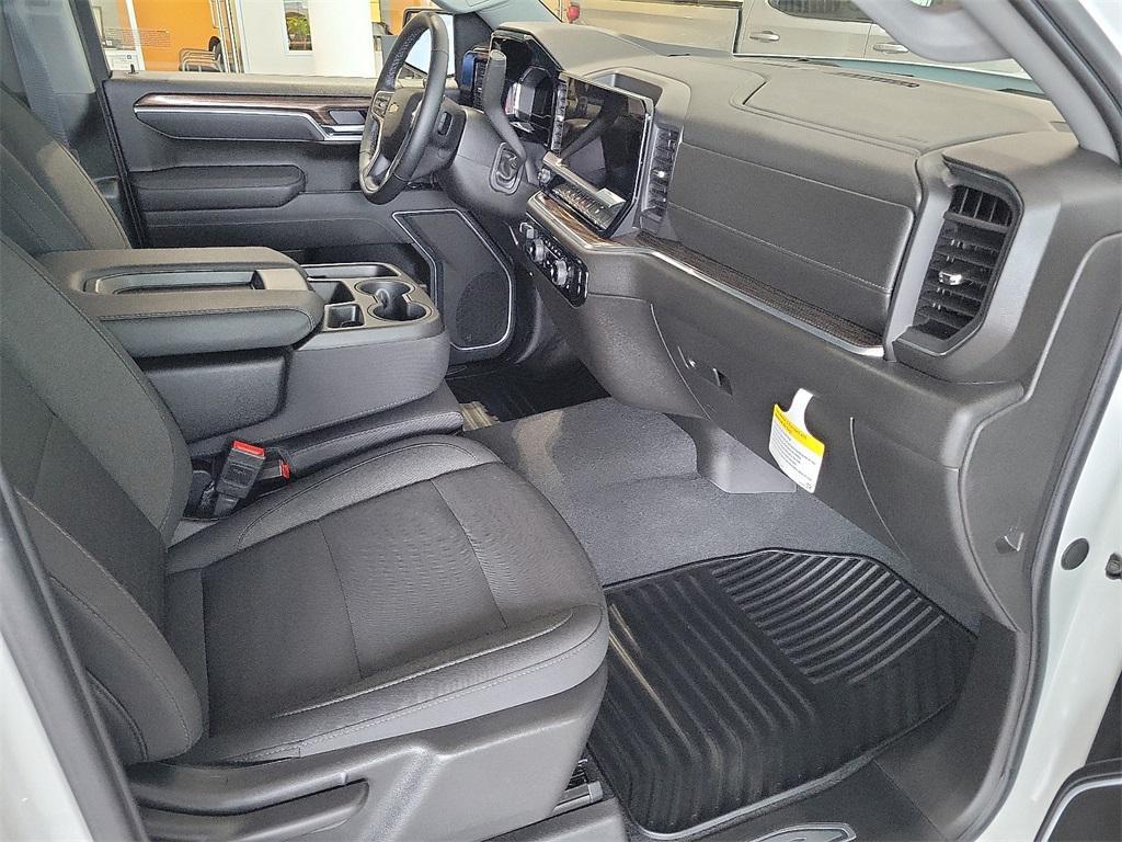 used 2025 Chevrolet Silverado 1500 car, priced at $42,917