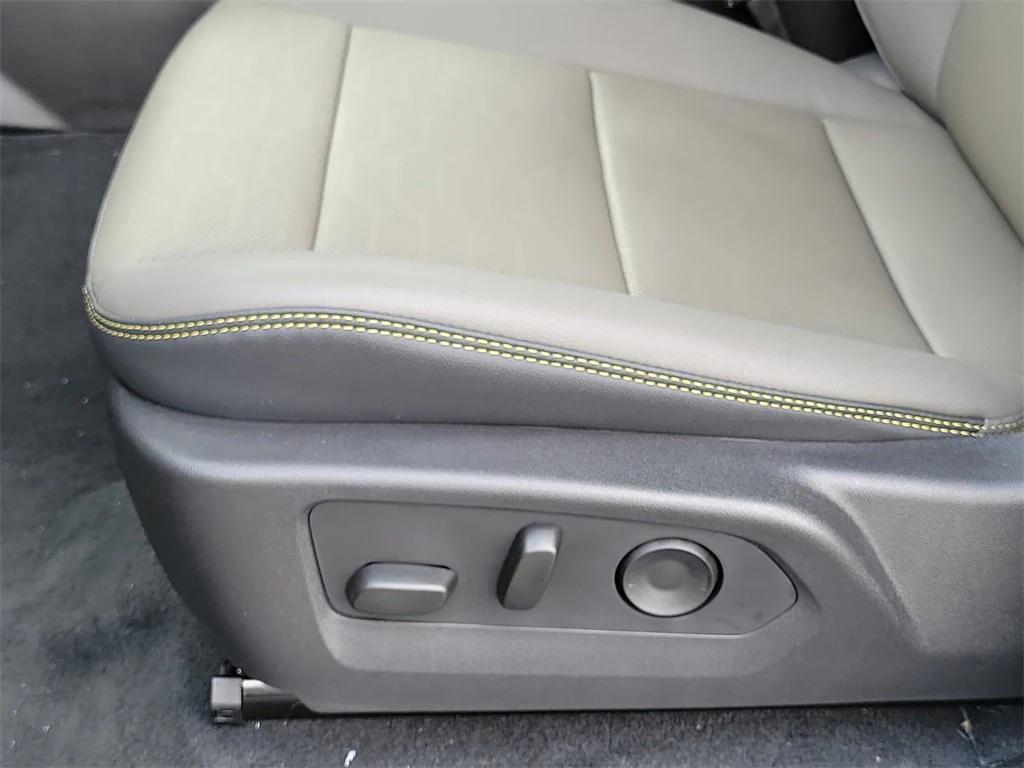 new 2025 Chevrolet Colorado car, priced at $56,395