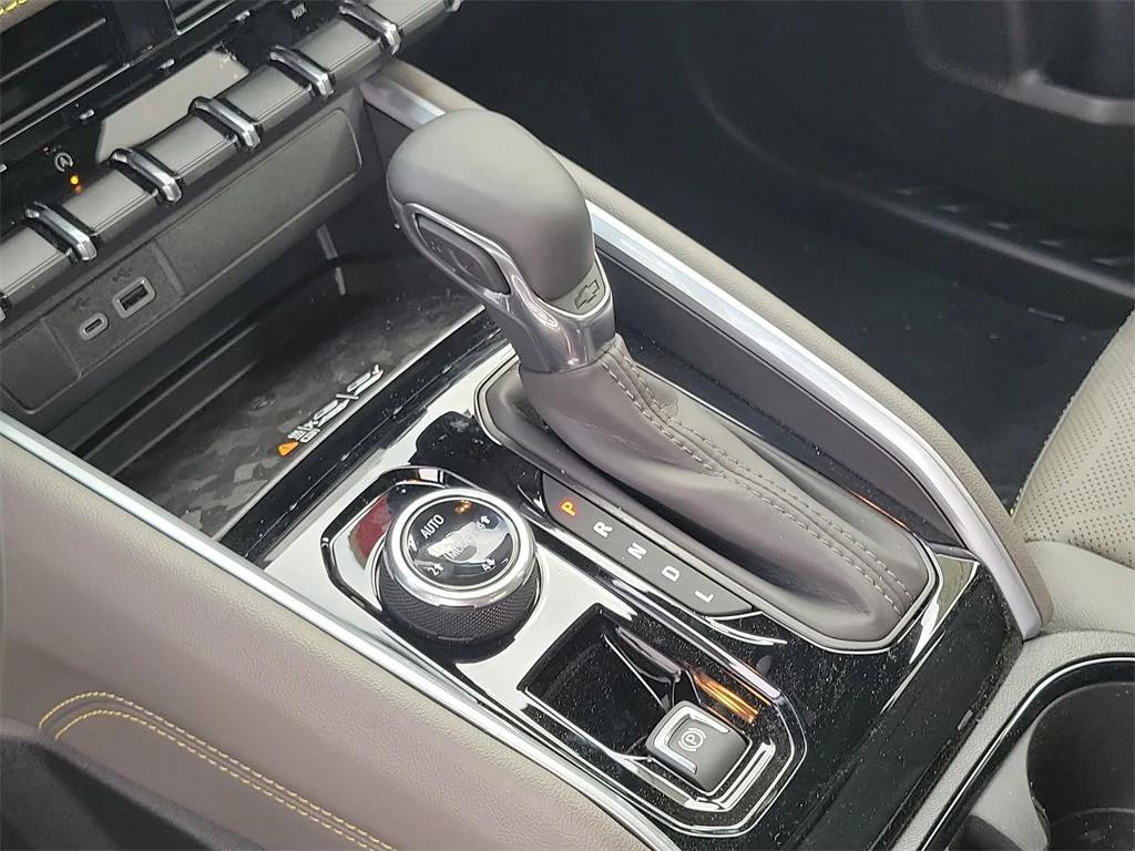 new 2025 Chevrolet Colorado car, priced at $56,395