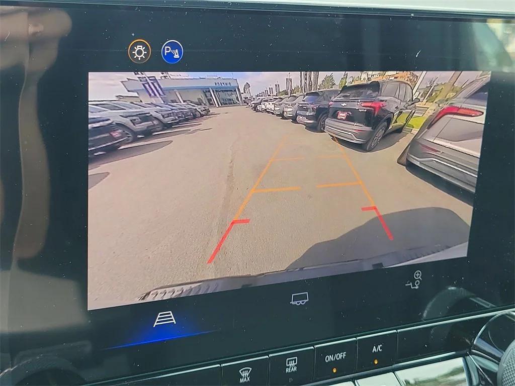 new 2026 Chevrolet Colorado car, priced at $33,745