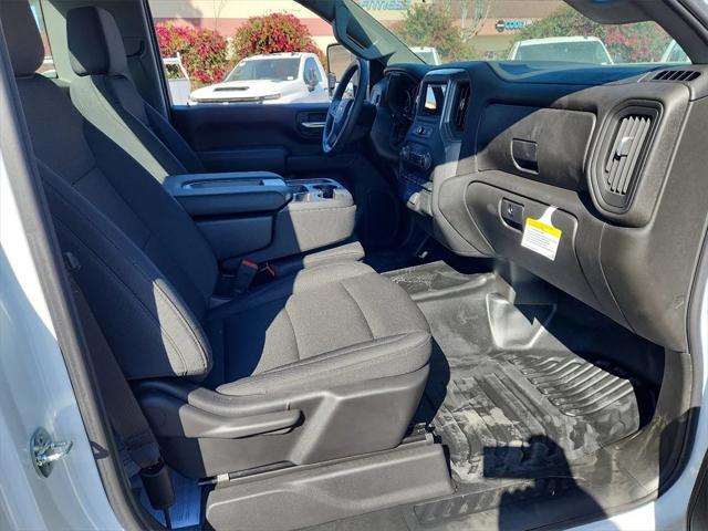 new 2024 Chevrolet Silverado 2500 car, priced at $45,456