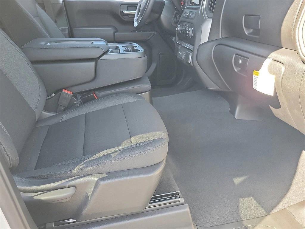 new 2026 Chevrolet Silverado 1500 car, priced at $42,615