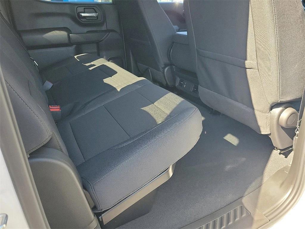 new 2026 Chevrolet Silverado 1500 car, priced at $42,615