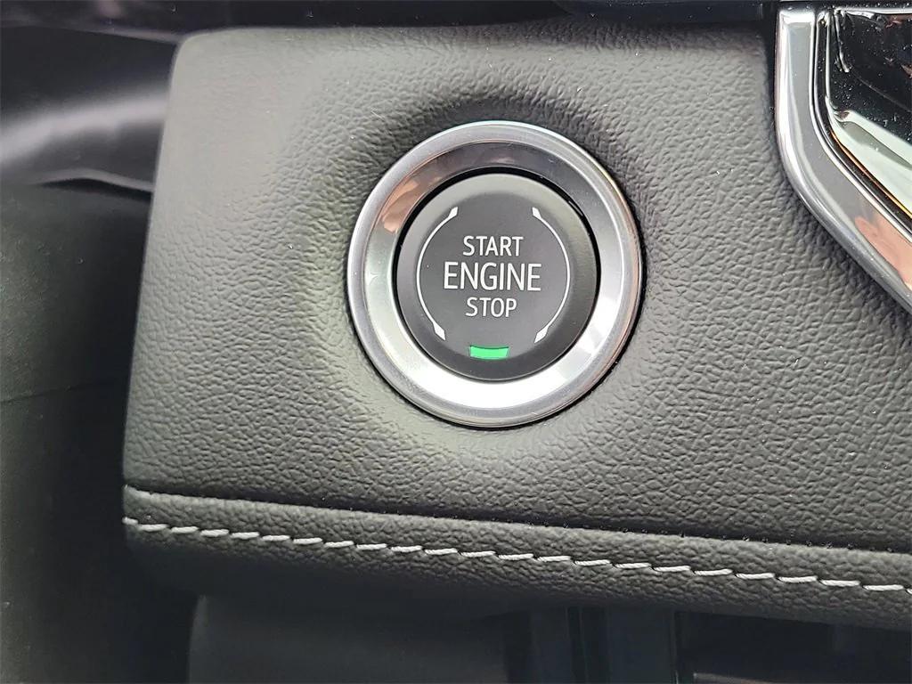 new 2025 Chevrolet Colorado car, priced at $38,590