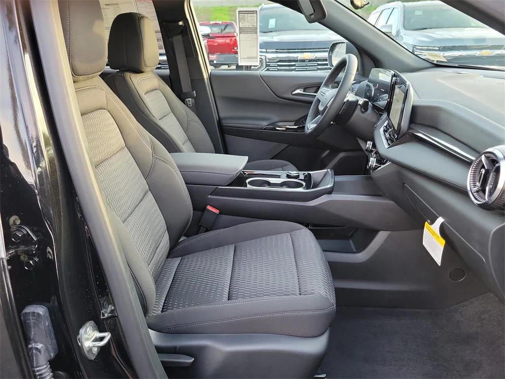 new 2026 Chevrolet Equinox car, priced at $31,540