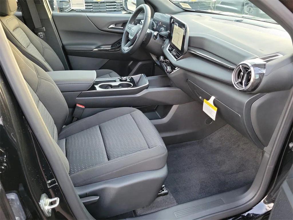 new 2026 Chevrolet Equinox car, priced at $31,540