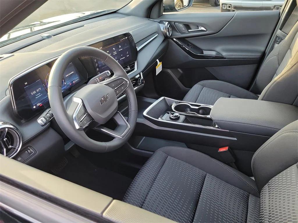 new 2026 Chevrolet Equinox car, priced at $31,540