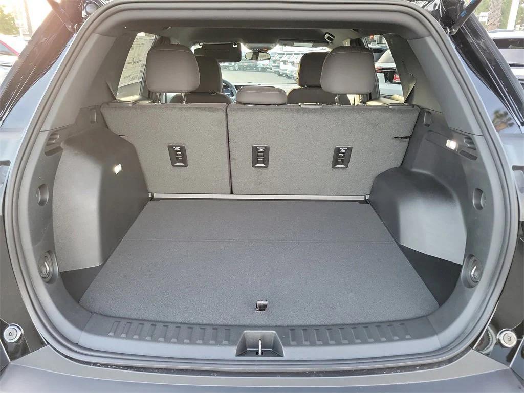 new 2026 Chevrolet Equinox car, priced at $31,540