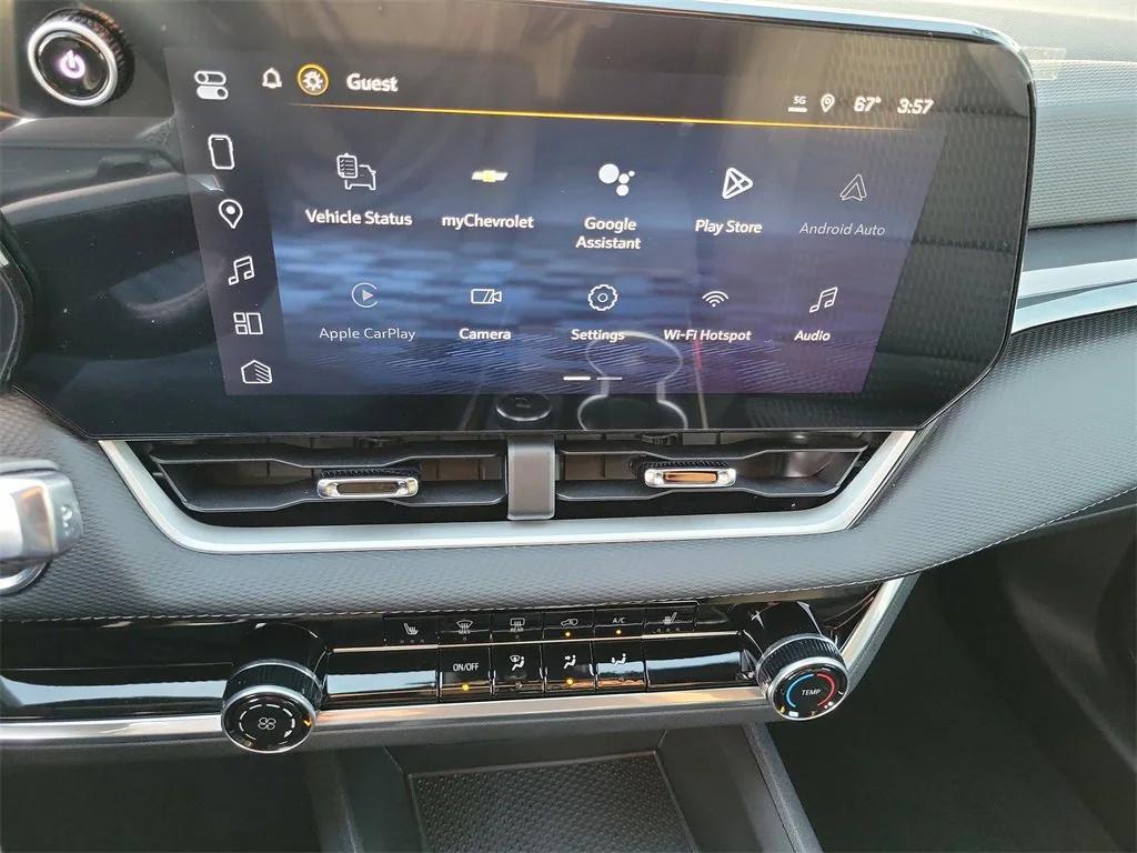 new 2026 Chevrolet Equinox car, priced at $31,540