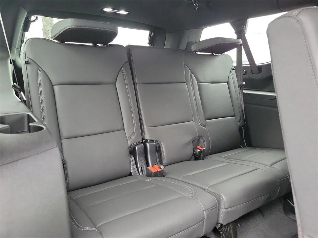 new 2026 Chevrolet Suburban car, priced at $73,370