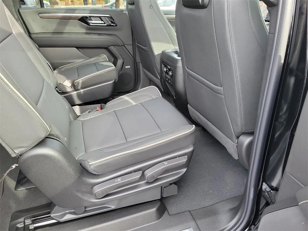 new 2026 Chevrolet Suburban car, priced at $88,970