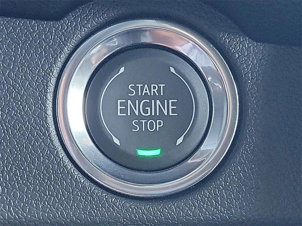 new 2026 Chevrolet Traverse car, priced at $57,719