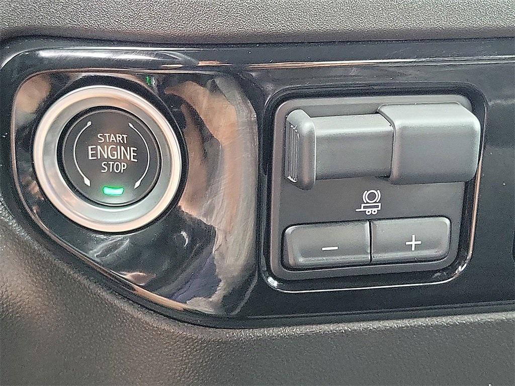 used 2025 Chevrolet Silverado 1500 car, priced at $42,995