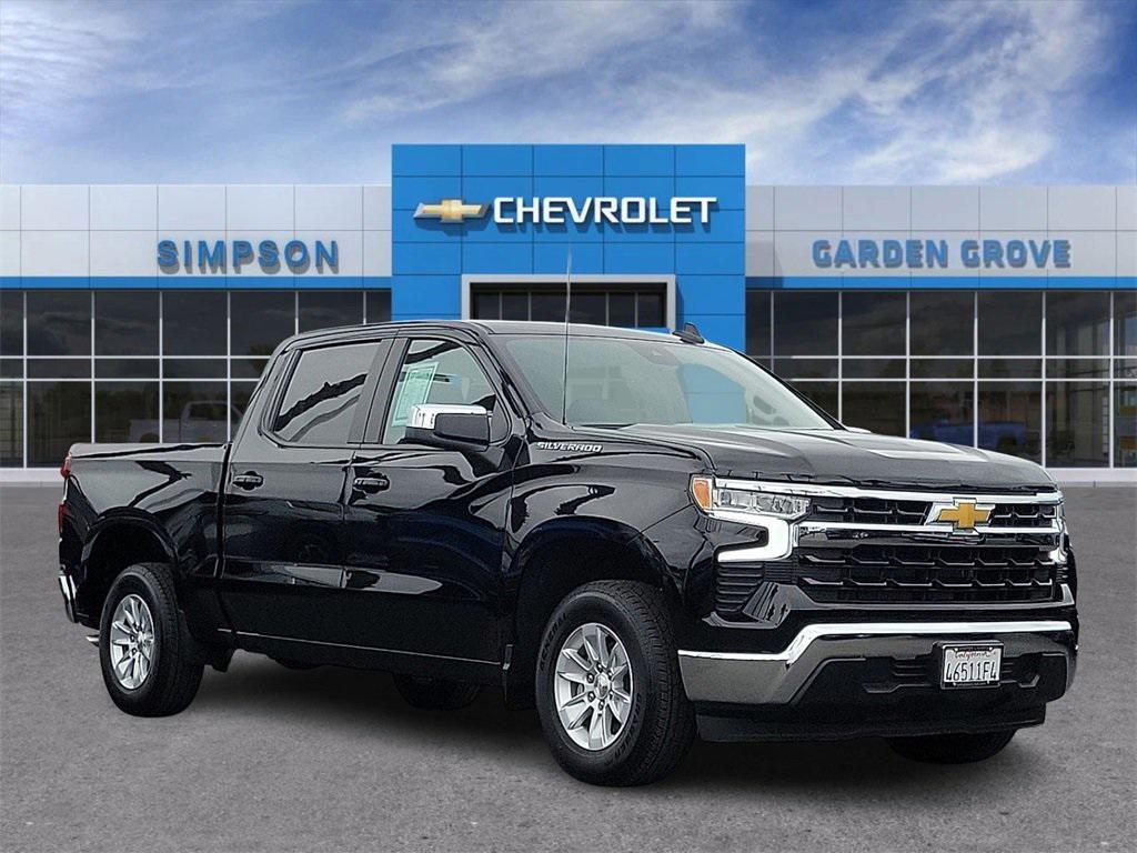 used 2025 Chevrolet Silverado 1500 car, priced at $42,995