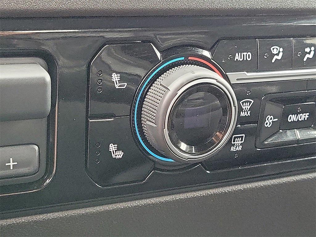 used 2025 Chevrolet Silverado 1500 car, priced at $42,995