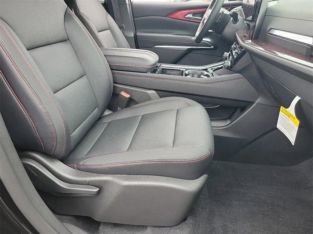 new 2026 Chevrolet Traverse car, priced at $56,804