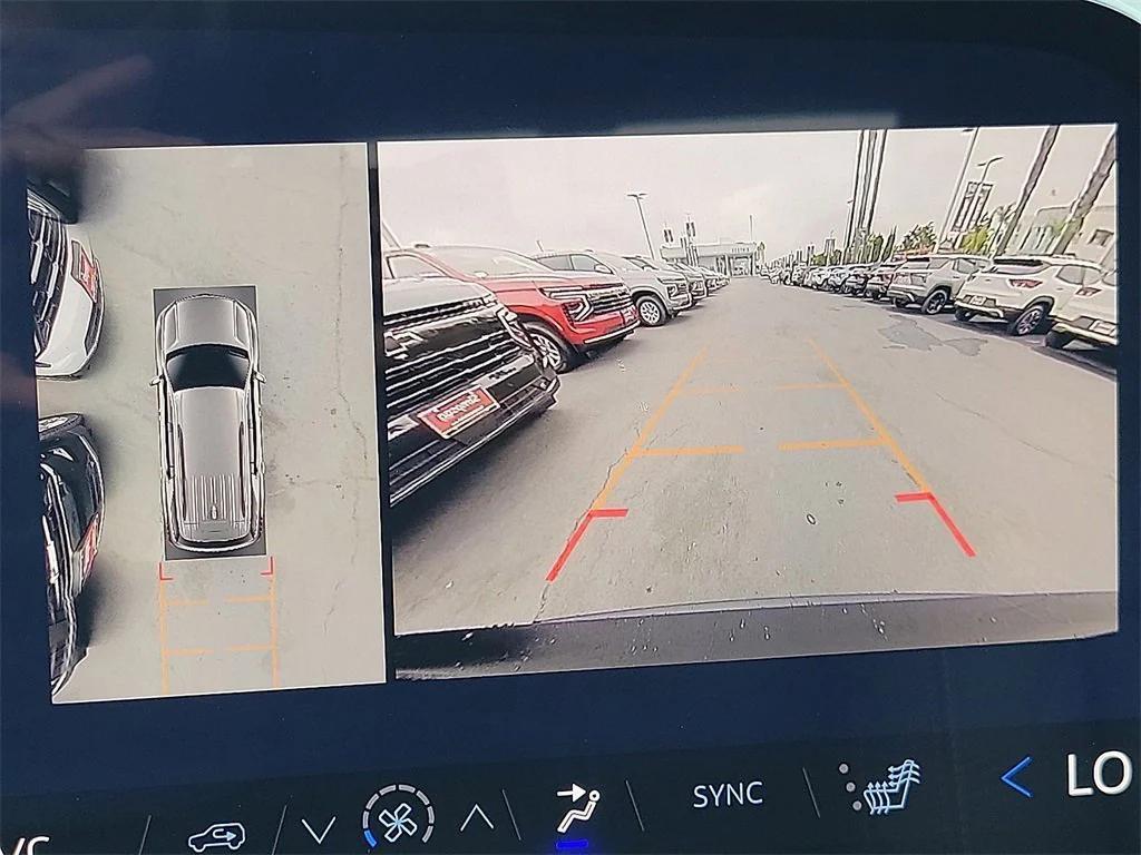 new 2026 Chevrolet Traverse car, priced at $56,804