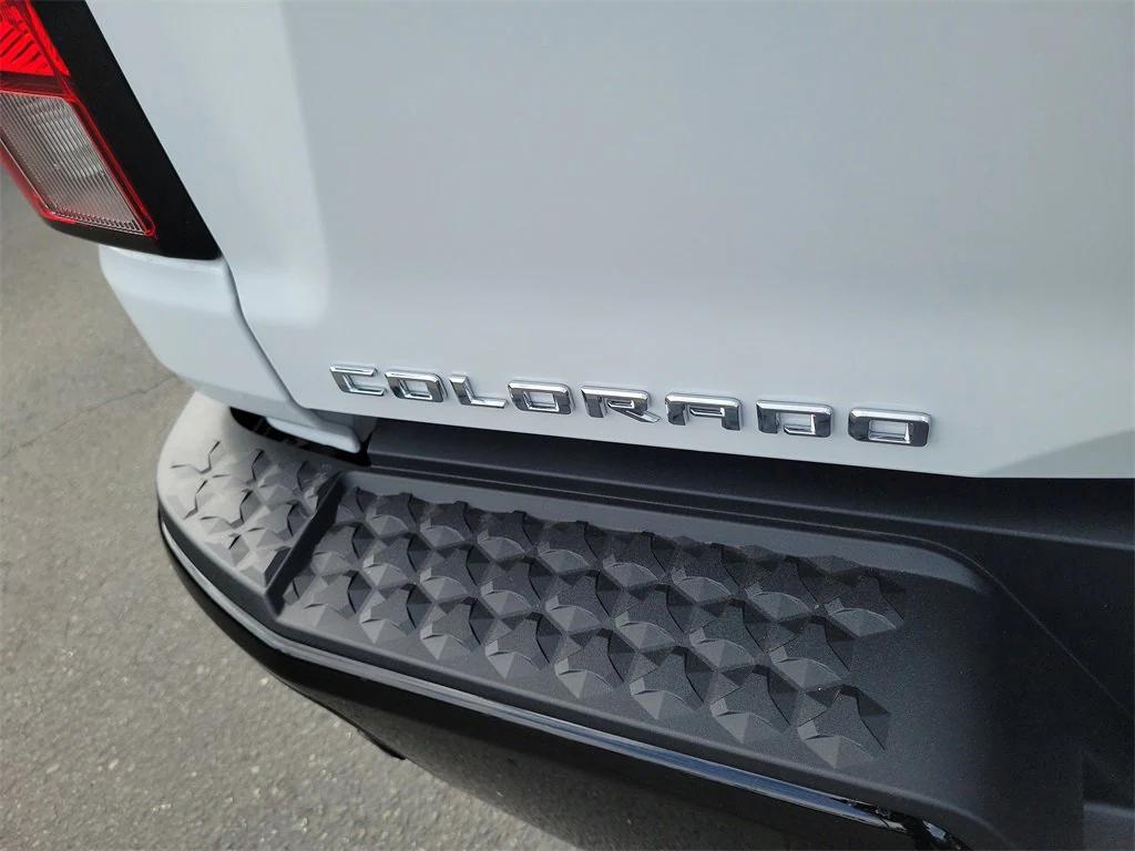 new 2026 Chevrolet Colorado car, priced at $33,745