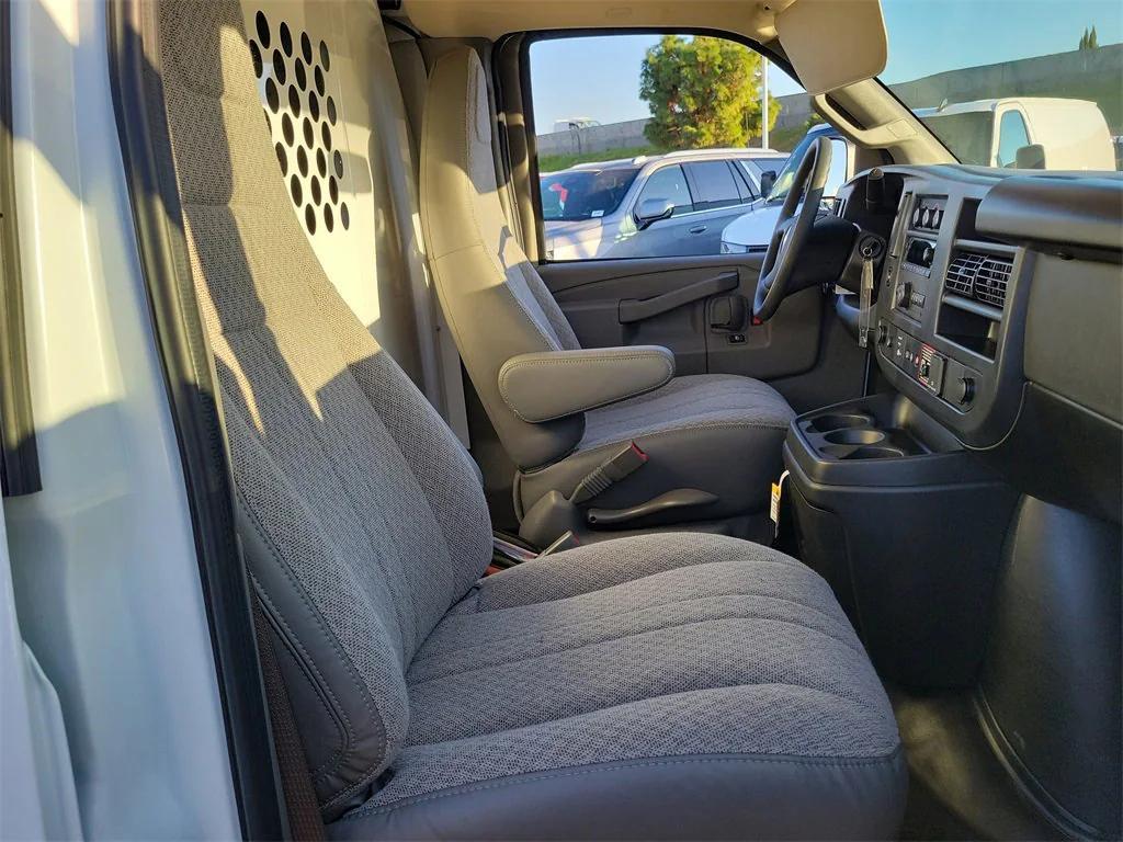 new 2025 Chevrolet Express 2500 car, priced at $49,999