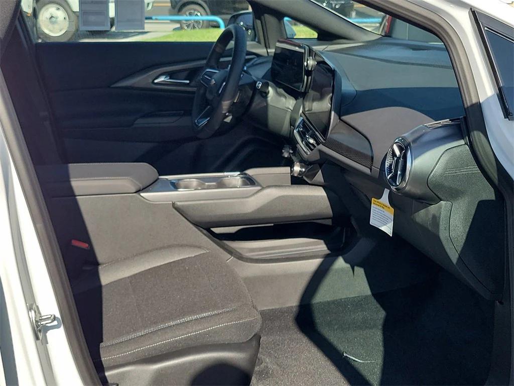 new 2026 Chevrolet Equinox EV car, priced at $35,270