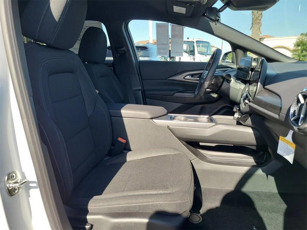 new 2026 Chevrolet Equinox EV car, priced at $35,270