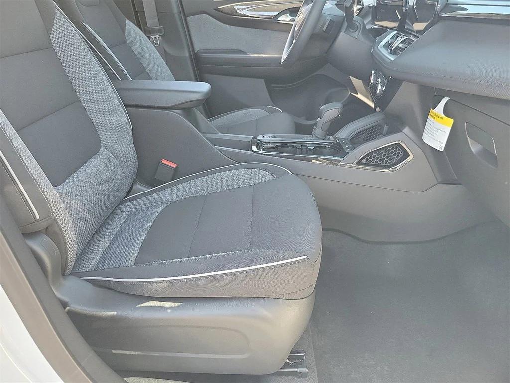 new 2026 Chevrolet TrailBlazer car, priced at $27,180