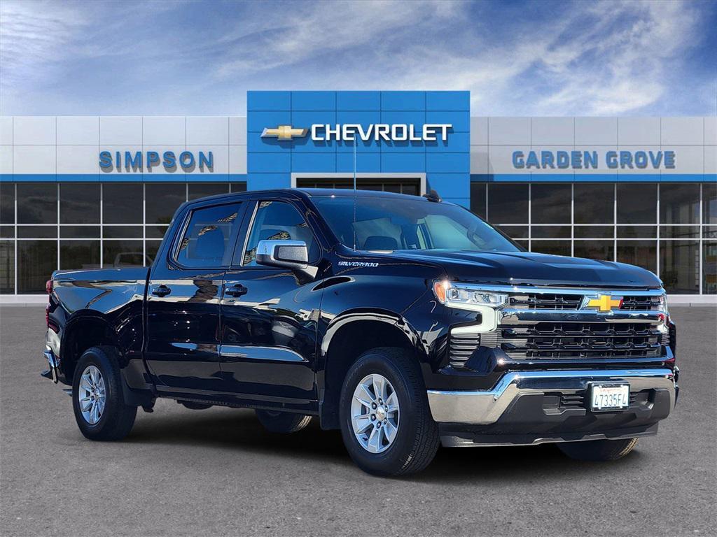 used 2025 Chevrolet Silverado 1500 car, priced at $43,995