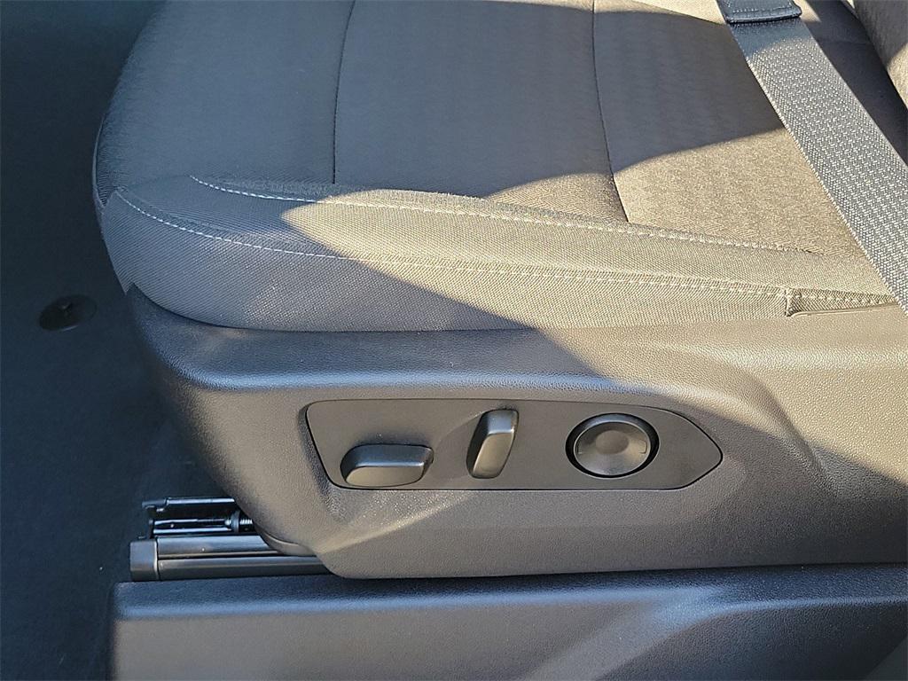 used 2025 Chevrolet Silverado 1500 car, priced at $43,995