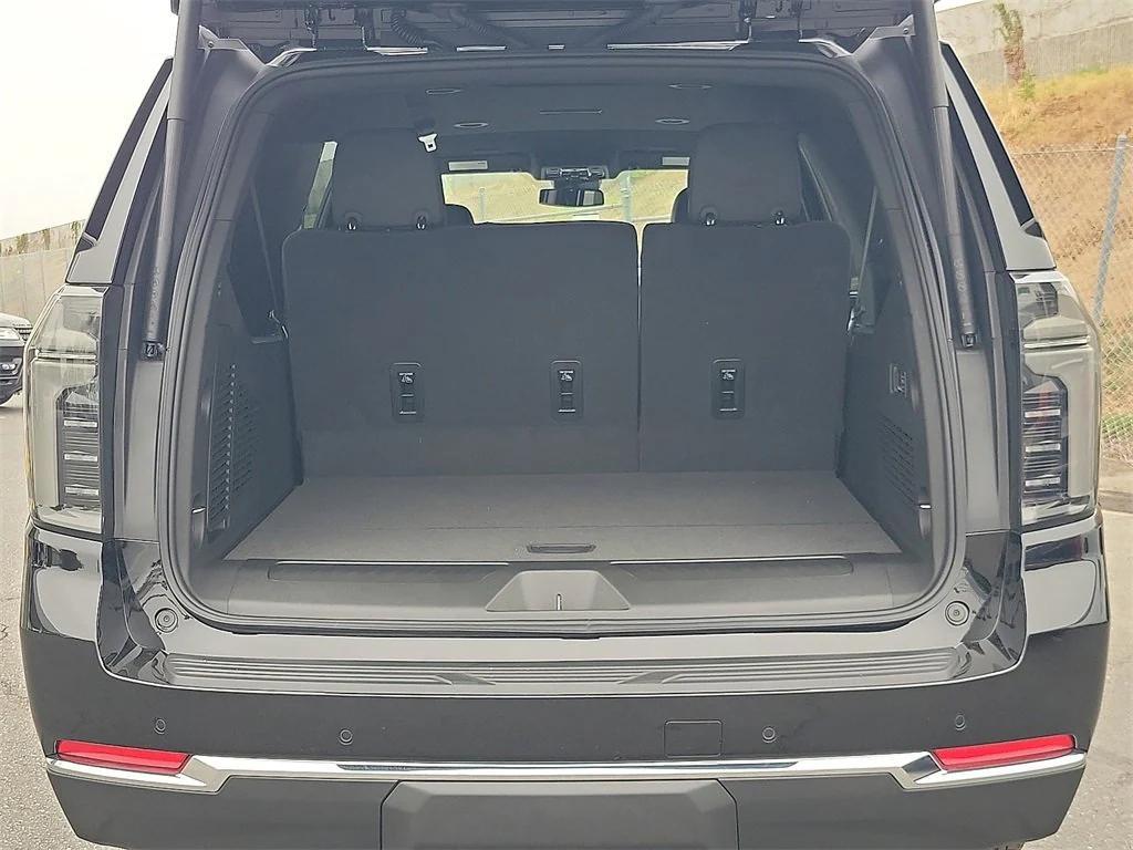 new 2026 Chevrolet Suburban car, priced at $71,705