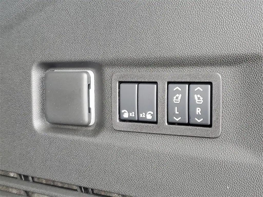 new 2026 Chevrolet Suburban car, priced at $76,625