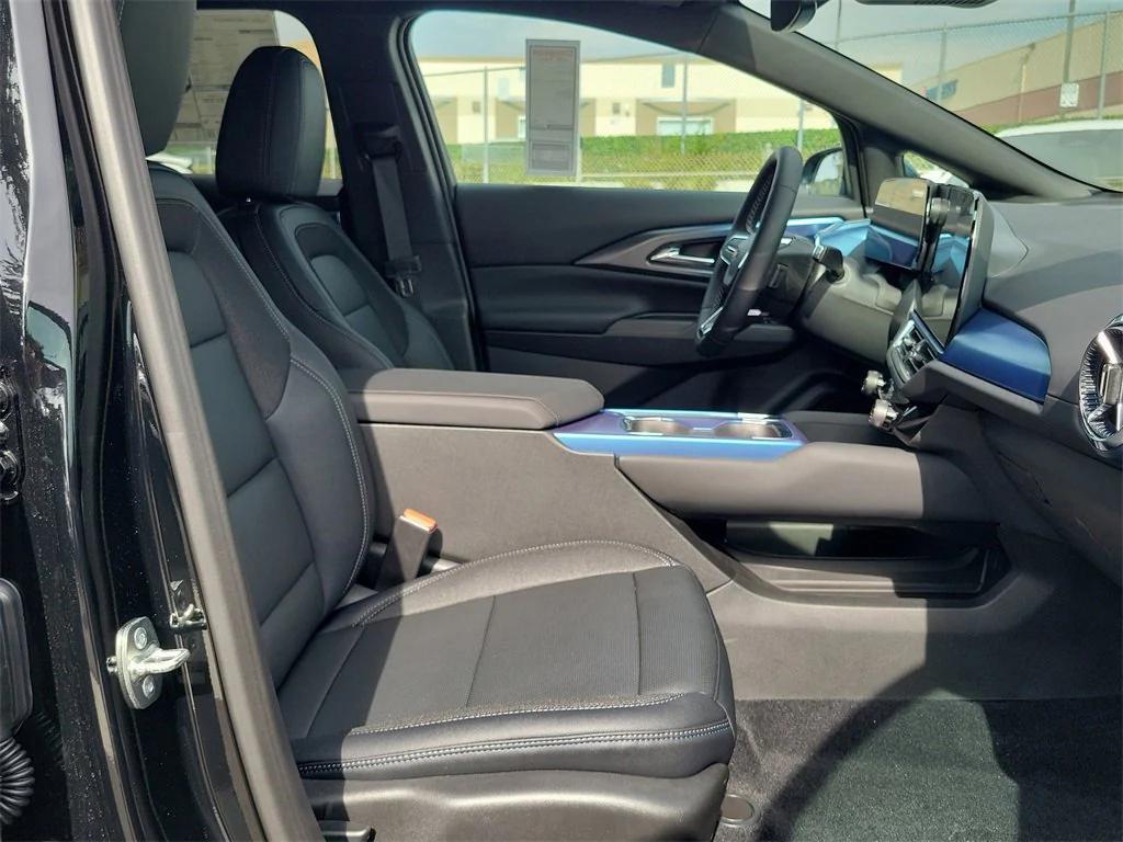 new 2026 Chevrolet Equinox EV car, priced at $40,920