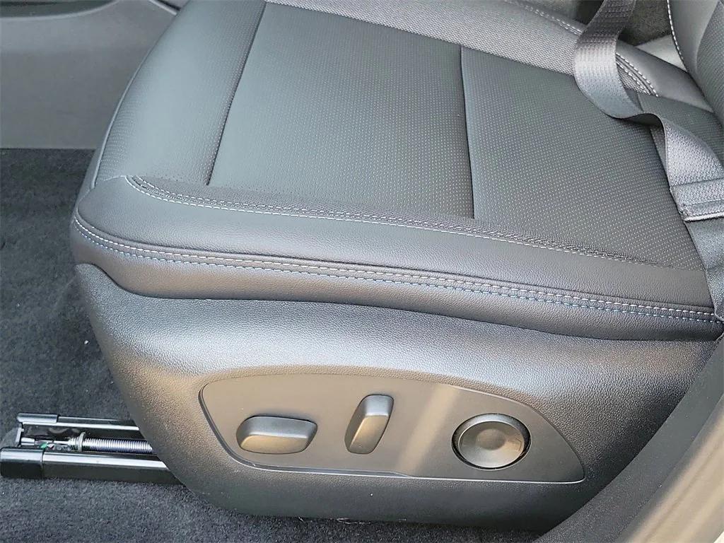 new 2026 Chevrolet Equinox EV car, priced at $41,920