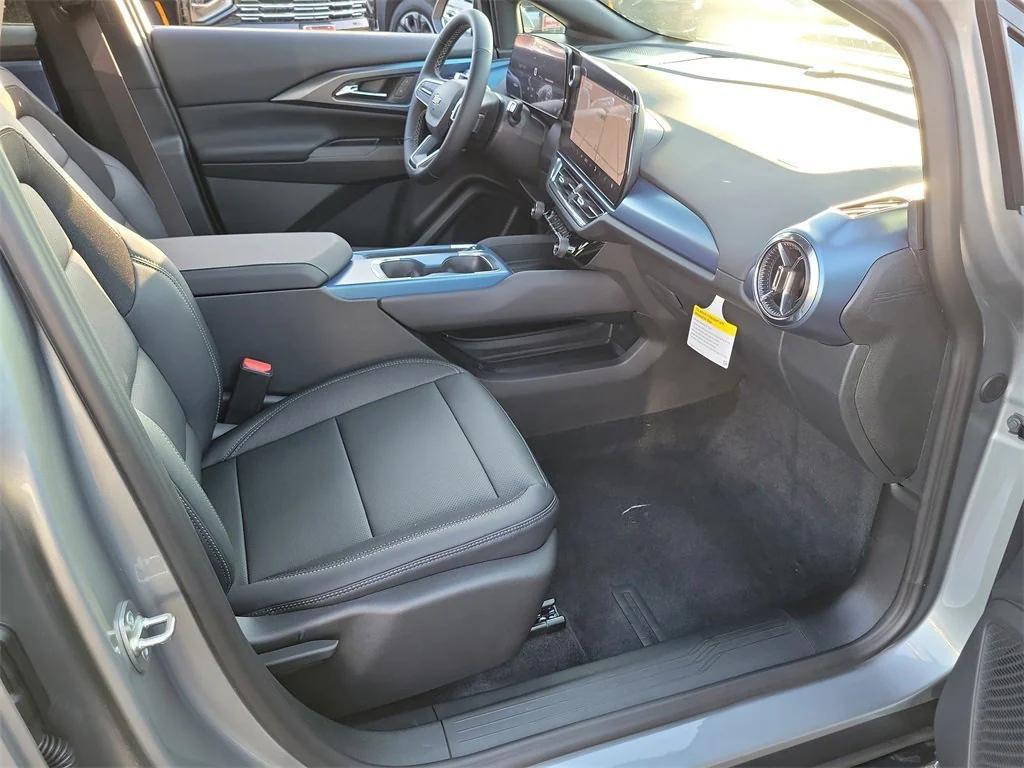 new 2026 Chevrolet Equinox EV car, priced at $41,920