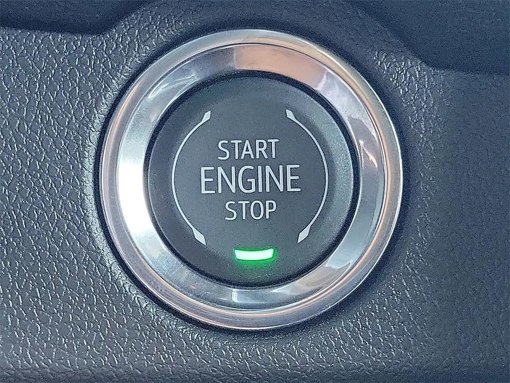 new 2026 Chevrolet Traverse car, priced at $44,045