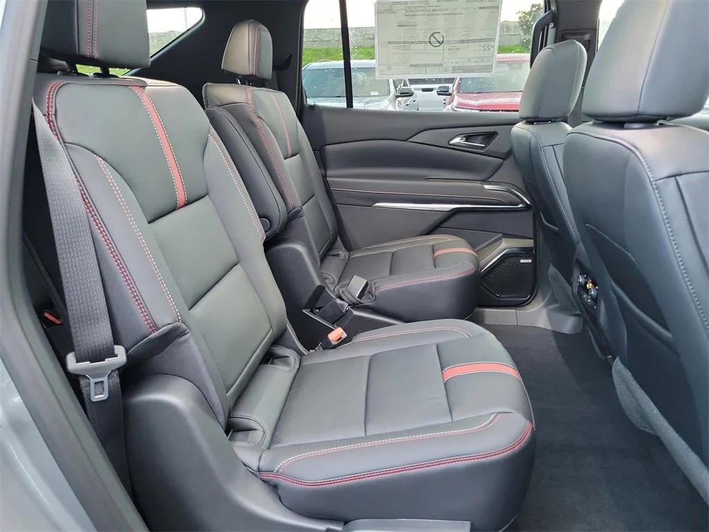 new 2026 Chevrolet Traverse car, priced at $59,290