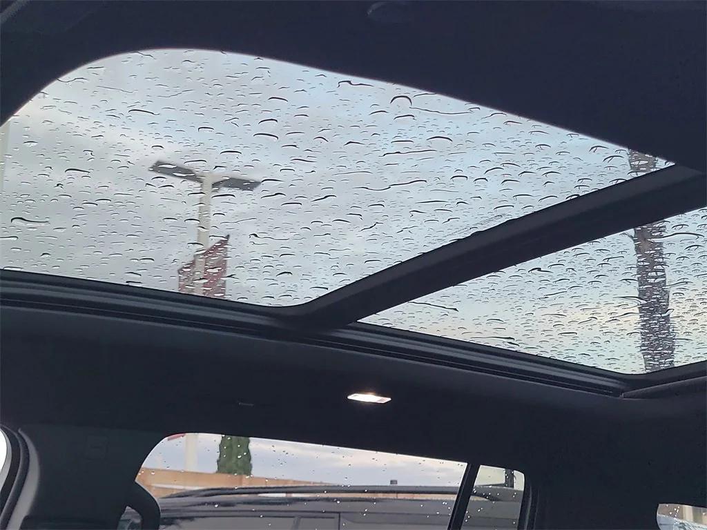 new 2026 Chevrolet Traverse car, priced at $59,290