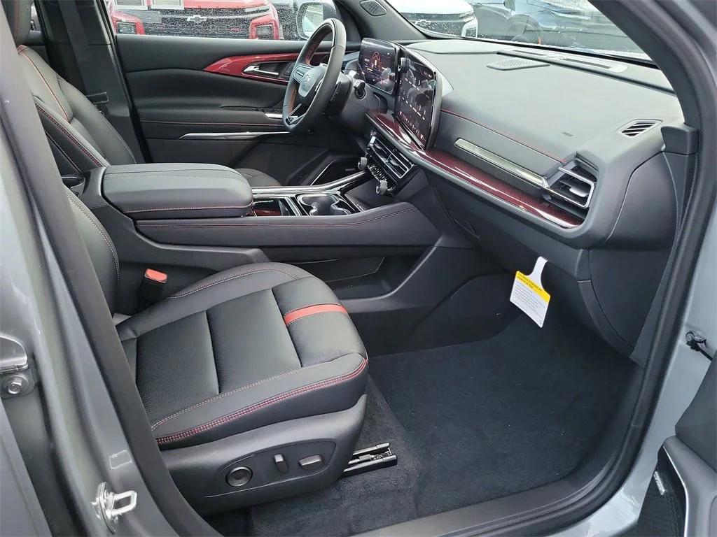 new 2026 Chevrolet Traverse car, priced at $59,290