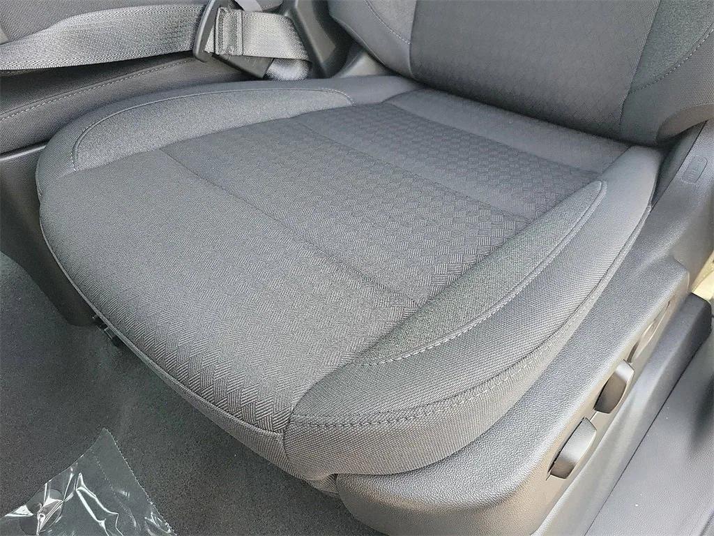 new 2026 Chevrolet Silverado 1500 car, priced at $42,615