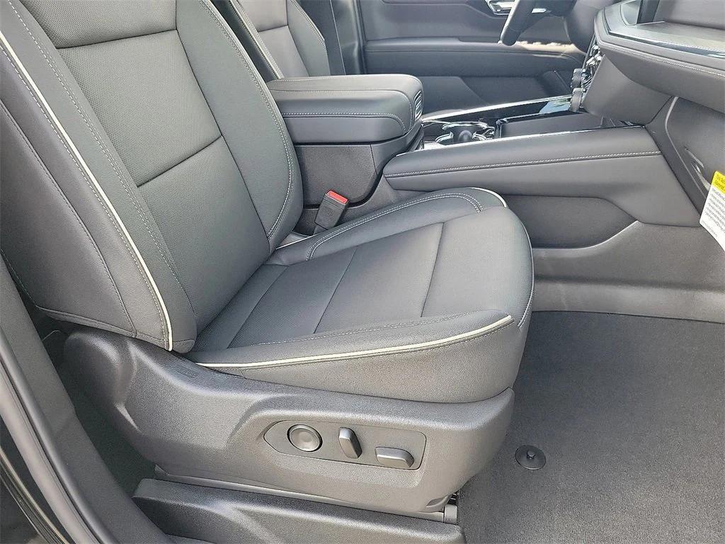 new 2026 Chevrolet Suburban car, priced at $83,930
