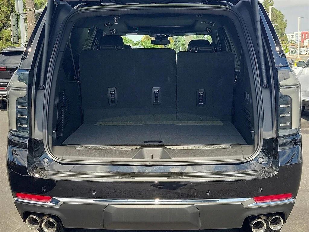 new 2026 Chevrolet Suburban car, priced at $83,930