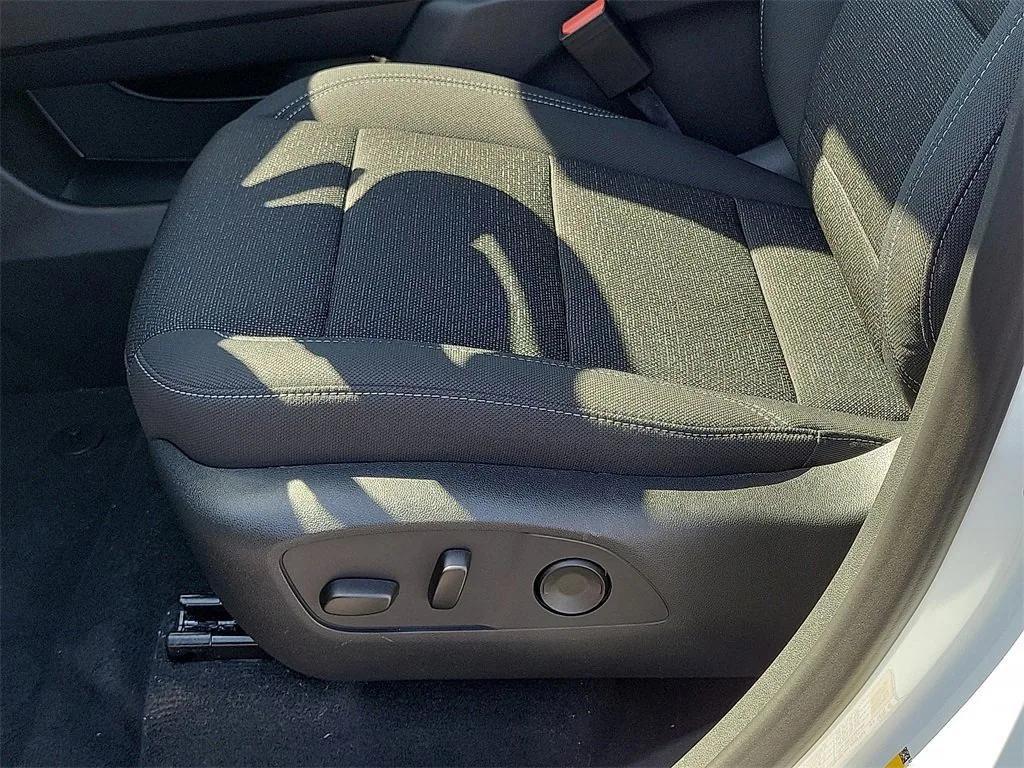 new 2026 Chevrolet Traverse car, priced at $42,820