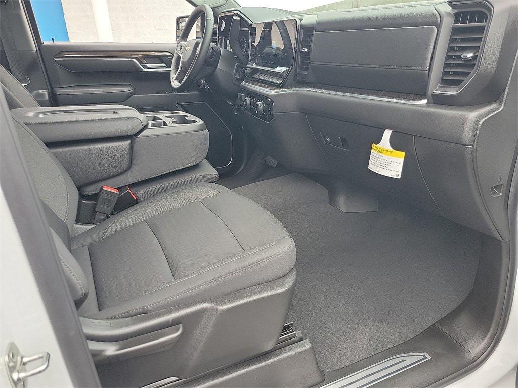 used 2025 Chevrolet Silverado 1500 car, priced at $42,995