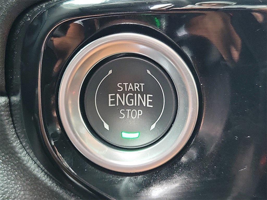 used 2025 Chevrolet Silverado 1500 car, priced at $42,995