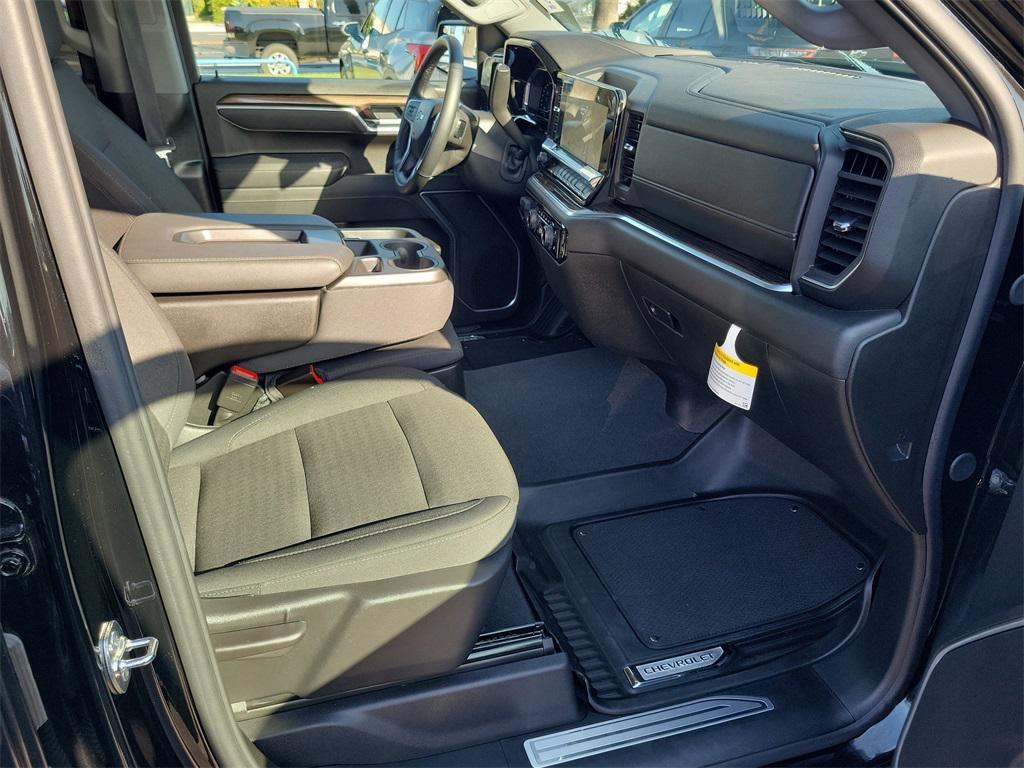 used 2025 Chevrolet Silverado 1500 car, priced at $46,637