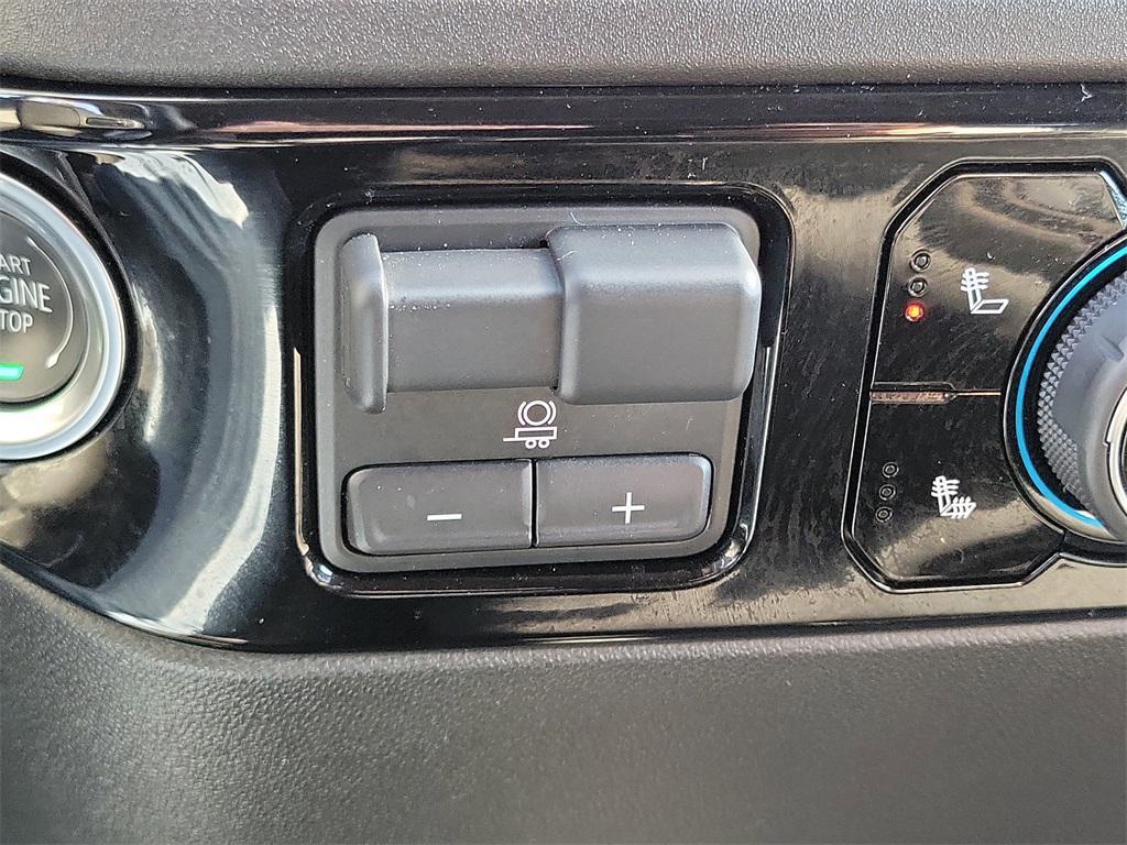 used 2025 Chevrolet Silverado 1500 car, priced at $46,637