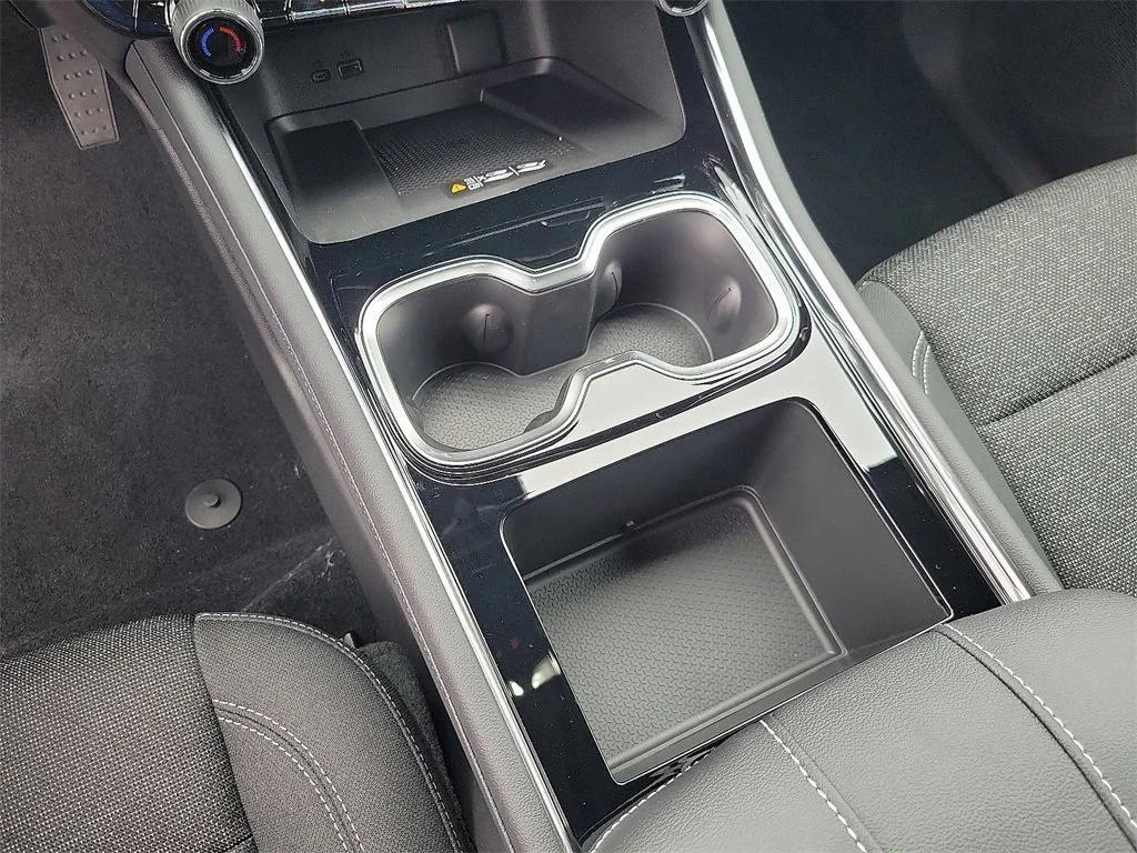 new 2026 Chevrolet Traverse car, priced at $42,820