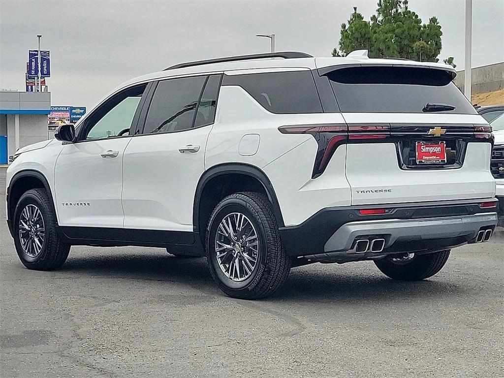 new 2026 Chevrolet Traverse car, priced at $42,820